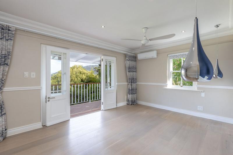 5 Bedroom Property for Sale in Ruyteplaats Western Cape